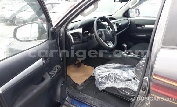 Buy Import Toyota Hilux Other Car in Import - Dubai in Agadez Buy Import Toyota Hilux Other Car in Import - Dubai in Agadez