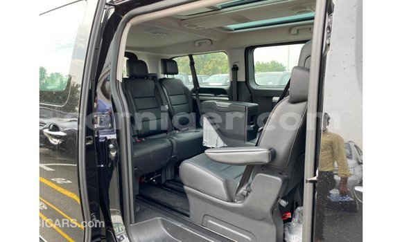 Buy Import Peugeot Traveller Black Car in Import - Dubai in Agadez Buy Import Peugeot Traveller Black Car in Import - Dubai in Agadez
