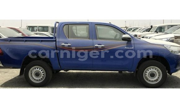 Buy Import Toyota Hilux Blue Car in Import - Dubai in Agadez Buy Import Toyota Hilux Blue Car in Import - Dubai in Agadez