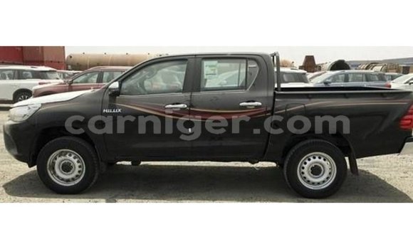 Buy Import Toyota Hilux Black Car in Import - Dubai in Agadez Buy Import Toyota Hilux Black Car in Import - Dubai in Agadez