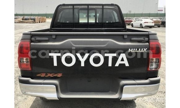 Buy Import Toyota Hilux Black Car in Import - Dubai in Agadez Buy Import Toyota Hilux Black Car in Import - Dubai in Agadez