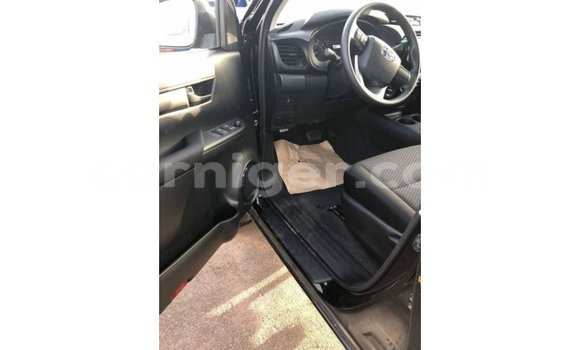 Buy Import Toyota Hilux Black Car in Import - Dubai in Agadez Buy Import Toyota Hilux Black Car in Import - Dubai in Agadez