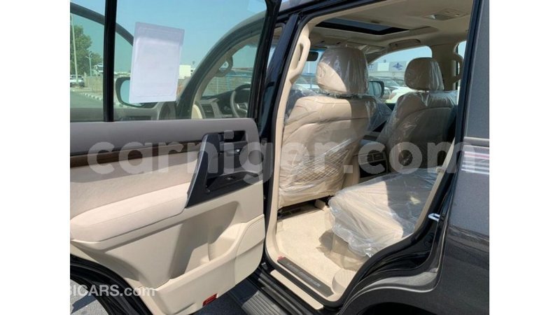 Big with watermark toyota land cruiser agadez import dubai 5508