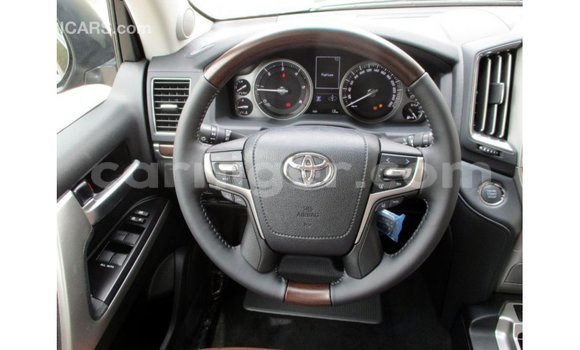 Buy Import Toyota Land Cruiser Black Truck in Import - Dubai in Agadez Buy Import Toyota Land Cruiser Black Truck in Import - Dubai in Agadez