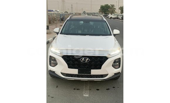 Buy Import Hyundai Santa Fe White Car in Import - Dubai in Agadez Buy Import Hyundai Santa Fe White Car in Import - Dubai in Agadez