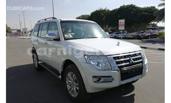 Buy Import Mitsubishi Pajero White Car in Import - Dubai in Agadez Buy Import Mitsubishi Pajero White Car in Import - Dubai in Agadez