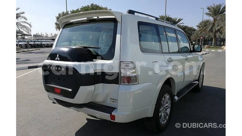 Big with watermark mitsubishi pajero agadez import dubai 5514