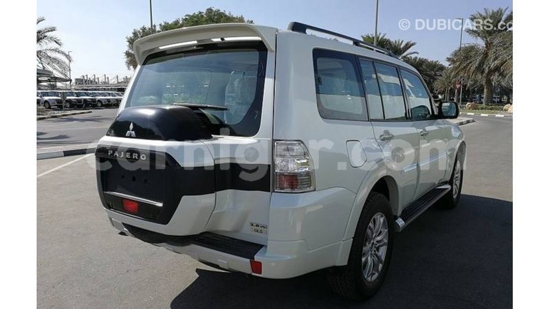 Big with watermark mitsubishi pajero agadez import dubai 5514