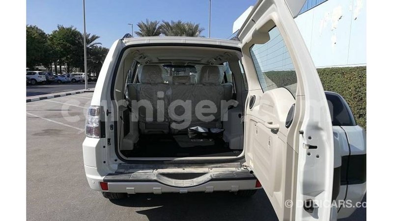 Big with watermark mitsubishi pajero agadez import dubai 5514