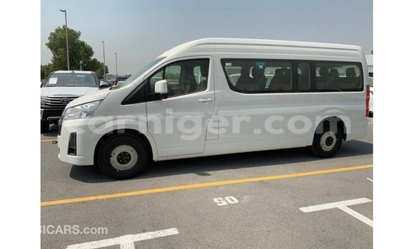 Buy Import Toyota Hiace White Car in Import - Dubai in Agadez Buy Import Toyota Hiace White Car in Import - Dubai in Agadez