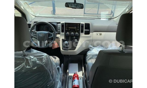 Buy Import Toyota Hiace White Car in Import - Dubai in Agadez Buy Import Toyota Hiace White Car in Import - Dubai in Agadez