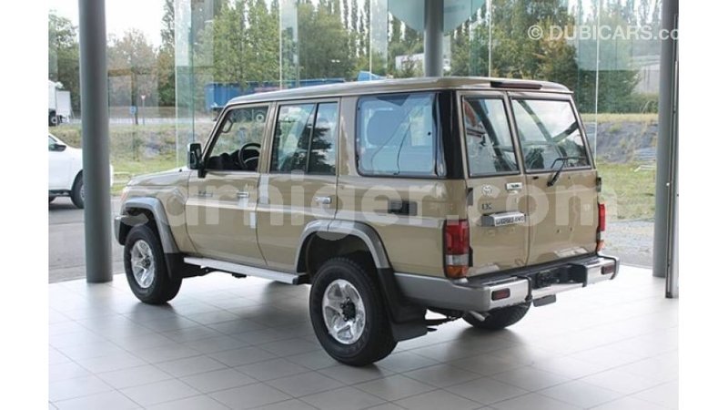 Big with watermark toyota land cruiser agadez import dubai 5518