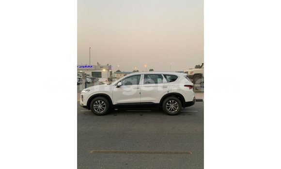 Buy Import Hyundai Santa Fe White Car in Import - Dubai in Agadez Buy Import Hyundai Santa Fe White Car in Import - Dubai in Agadez