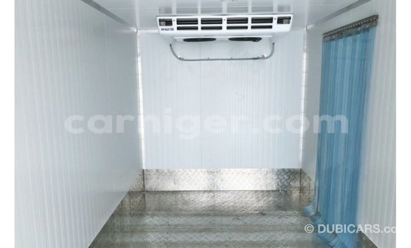 Buy Import Hino 300 Series White Truck in Import - Dubai in Agadez Buy Import Hino 300 Series White Truck in Import - Dubai in Agadez