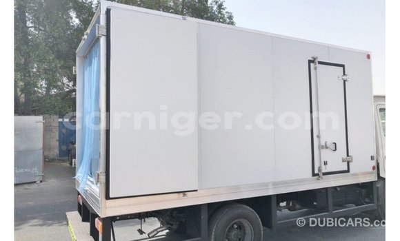 Buy Import Hino 300 Series White Truck in Import - Dubai in Agadez Buy Import Hino 300 Series White Truck in Import - Dubai in Agadez