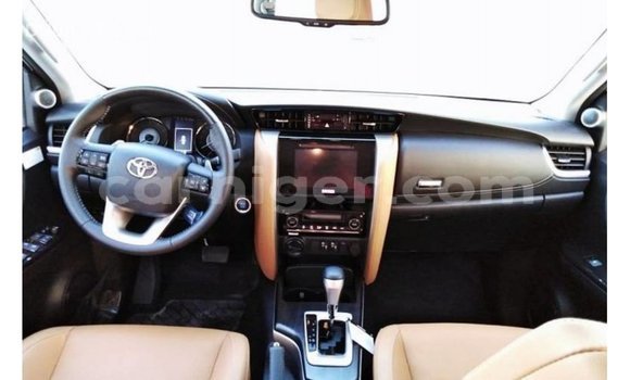Buy Import Toyota Fortuner White Car in Import - Dubai in Agadez Buy Import Toyota Fortuner White Car in Import - Dubai in Agadez