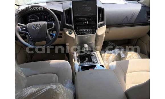 Buy Import Toyota Land Cruiser Black Truck in Import - Dubai in Agadez Buy Import Toyota Land Cruiser Black Truck in Import - Dubai in Agadez