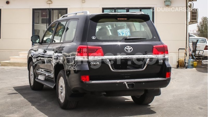 Big with watermark toyota land cruiser agadez import dubai 5535