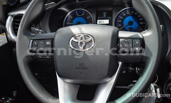Sayi Imported Toyota Hilux Other Mota in Import - Dubai a Agadez Sayi Imported Toyota Hilux Other Mota in Import - Dubai a Agadez