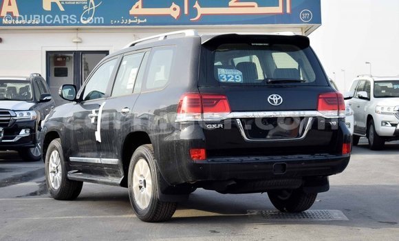 Sayi Imported Toyota Land Cruiser Black Babbar mota in Import - Dubai a Agadez Sayi Imported Toyota Land Cruiser Black Babbar mota in Import - Dubai a Agadez