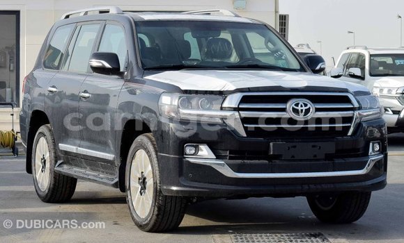 Sayi Imported Toyota Land Cruiser Black Babbar mota in Import - Dubai a Agadez Sayi Imported Toyota Land Cruiser Black Babbar mota in Import - Dubai a Agadez