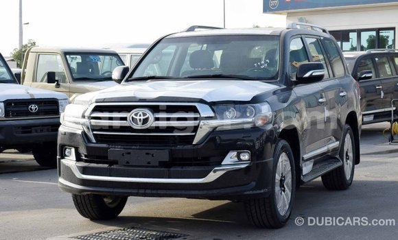 Sayi Imported Toyota Land Cruiser Black Babbar mota in Import - Dubai a Agadez Sayi Imported Toyota Land Cruiser Black Babbar mota in Import - Dubai a Agadez