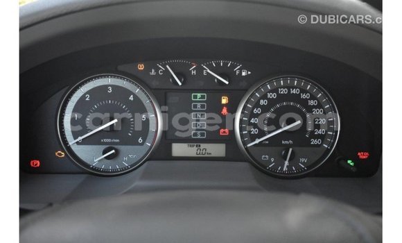 Sayi Imported Toyota Land Cruiser White Babbar mota in Import - Dubai a Agadez Sayi Imported Toyota Land Cruiser White Babbar mota in Import - Dubai a Agadez