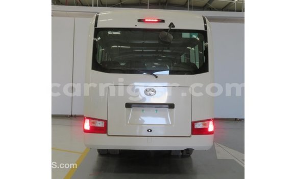 Buy Import Toyota Coaster White Car in Import - Dubai in Agadez Buy Import Toyota Coaster White Car in Import - Dubai in Agadez