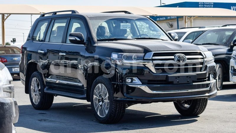 Big with watermark toyota land cruiser agadez import dubai 5560