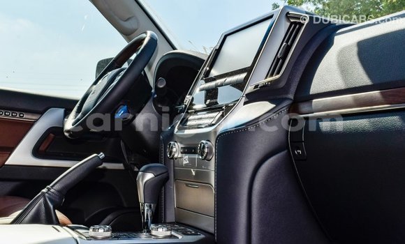 Buy Import Toyota Land Cruiser Black Truck in Import - Dubai in Agadez Buy Import Toyota Land Cruiser Black Truck in Import - Dubai in Agadez