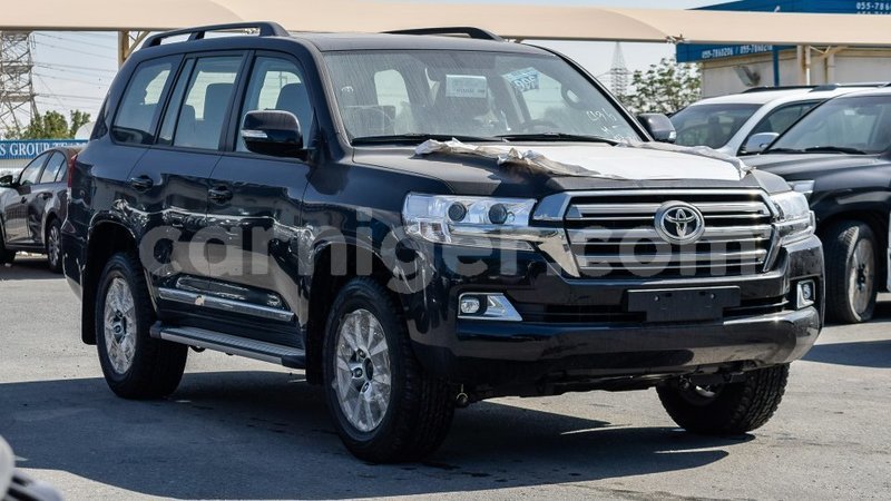 Big with watermark toyota land cruiser agadez import dubai 5561