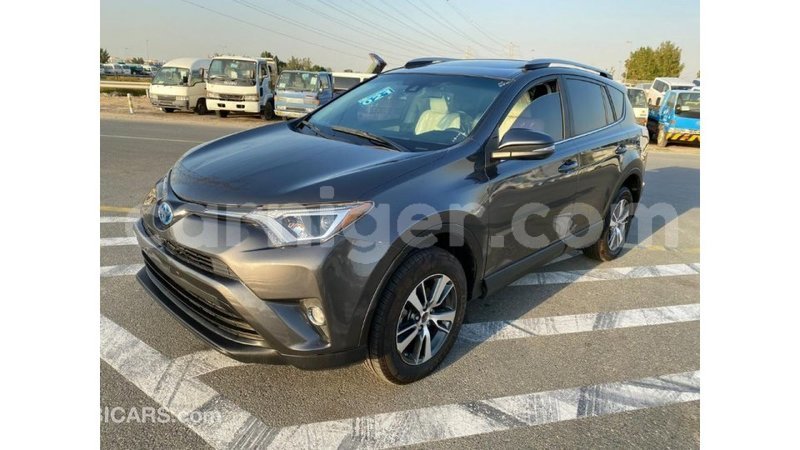 Big with watermark toyota ade agadez import dubai 5563