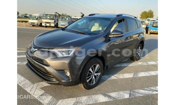 Buy Import Toyota Ade Other Truck in Import - Dubai in Agadez Buy Import Toyota Ade Other Truck in Import - Dubai in Agadez