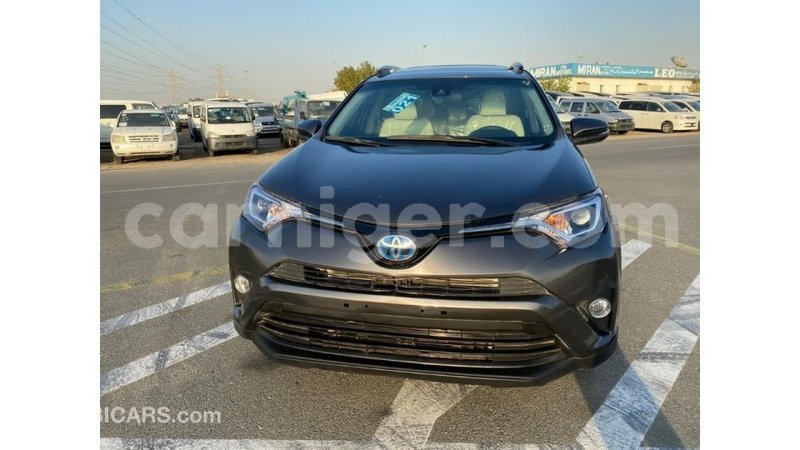 Big with watermark toyota ade agadez import dubai 5563