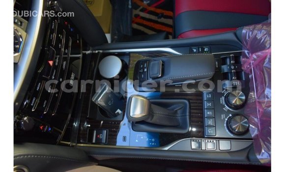 Sayi Imported Lexus LX White Mota in Import - Dubai a Agadez Sayi Imported Lexus LX White Mota in Import - Dubai a Agadez