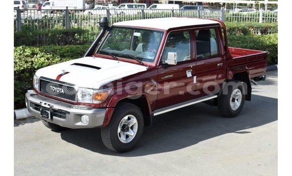 Sayi Imported Toyota Land Cruiser Red Babbar mota in Import - Dubai a Agadez Sayi Imported Toyota Land Cruiser Red Babbar mota in Import - Dubai a Agadez