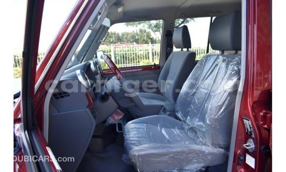 Sayi Imported Toyota Land Cruiser Red Babbar mota in Import - Dubai a Agadez Sayi Imported Toyota Land Cruiser Red Babbar mota in Import - Dubai a Agadez