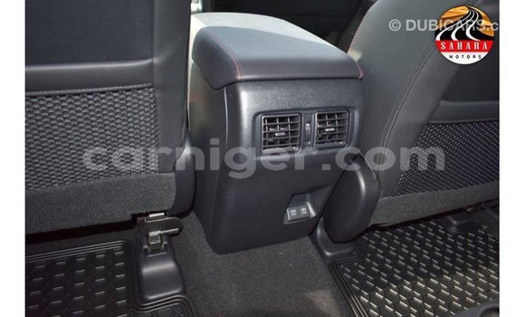 Sayi Imported Toyota Ade White Babbar mota in Import - Dubai a Agadez Sayi Imported Toyota Ade White Babbar mota in Import - Dubai a Agadez