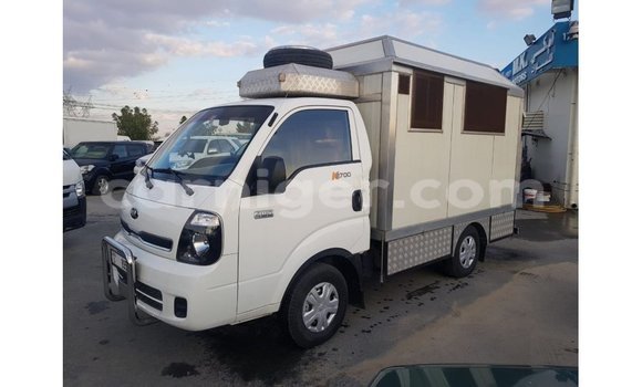 اشتري Imported Kia Carens White سيارة في Import - Dubai في أغاديز اشتري Imported Kia Carens White سيارة في Import - Dubai في أغاديز