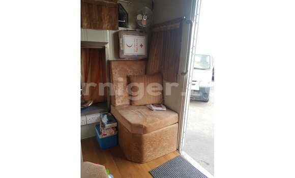 اشتري Imported Kia Carens White سيارة في Import - Dubai في أغاديز اشتري Imported Kia Carens White سيارة في Import - Dubai في أغاديز