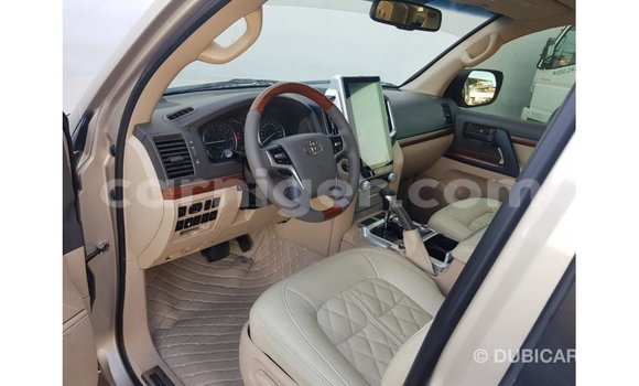 اشتري Imported Toyota Land Cruiser Other شاحنة في Import - Dubai في أغاديز اشتري Imported Toyota Land Cruiser Other شاحنة في Import - Dubai في أغاديز