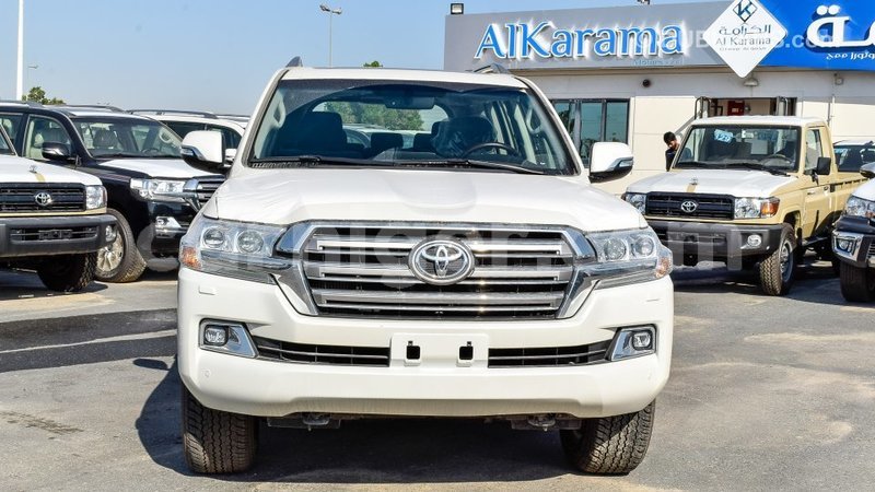 Big with watermark toyota land cruiser agadez import dubai 5581