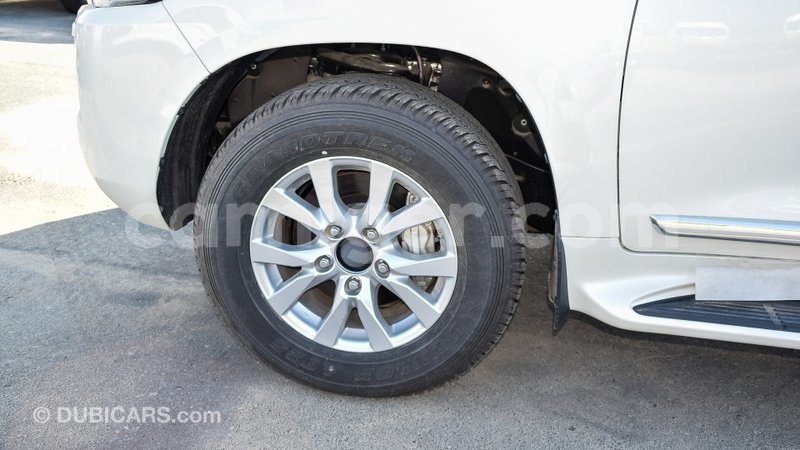 Big with watermark toyota land cruiser agadez import dubai 5581