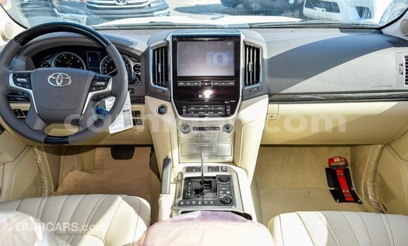 Sayi Imported Toyota Land Cruiser Black Babbar mota in Import - Dubai a Agadez Sayi Imported Toyota Land Cruiser Black Babbar mota in Import - Dubai a Agadez