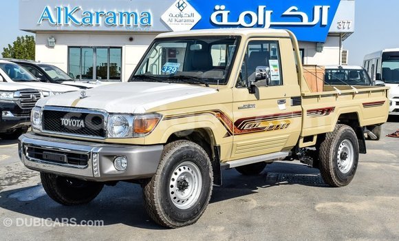 Sayi Imported Toyota Land Cruiser Beige Babbar mota in Import - Dubai a Agadez Sayi Imported Toyota Land Cruiser Beige Babbar mota in Import - Dubai a Agadez