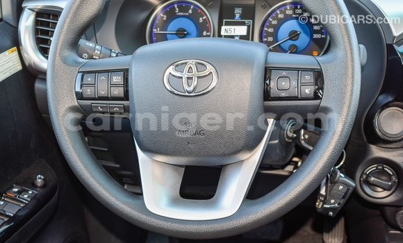 Sayi Imported Toyota Hilux Other Mota in Import - Dubai a Agadez Sayi Imported Toyota Hilux Other Mota in Import - Dubai a Agadez