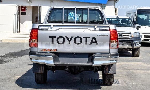 Sayi Imported Toyota Hilux Other Mota in Import - Dubai a Agadez Sayi Imported Toyota Hilux Other Mota in Import - Dubai a Agadez