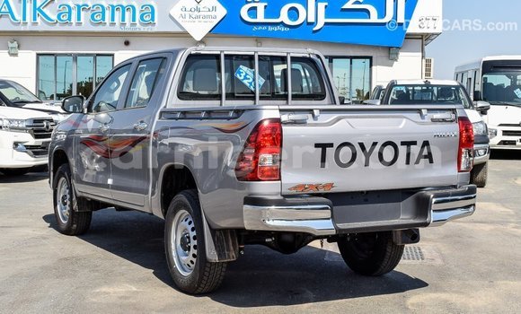 Sayi Imported Toyota Hilux Other Mota in Import - Dubai a Agadez Sayi Imported Toyota Hilux Other Mota in Import - Dubai a Agadez
