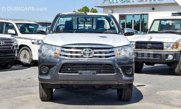 Sayi Imported Toyota Hilux Other Mota in Import - Dubai a Agadez Sayi Imported Toyota Hilux Other Mota in Import - Dubai a Agadez