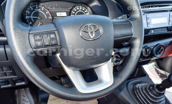 Sayi Imported Toyota Hilux Other Mota in Import - Dubai a Agadez Sayi Imported Toyota Hilux Other Mota in Import - Dubai a Agadez